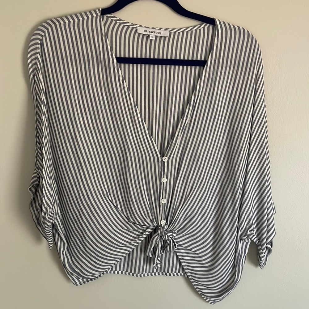 White/blue striped flowy blouse - Picture 1 of 5